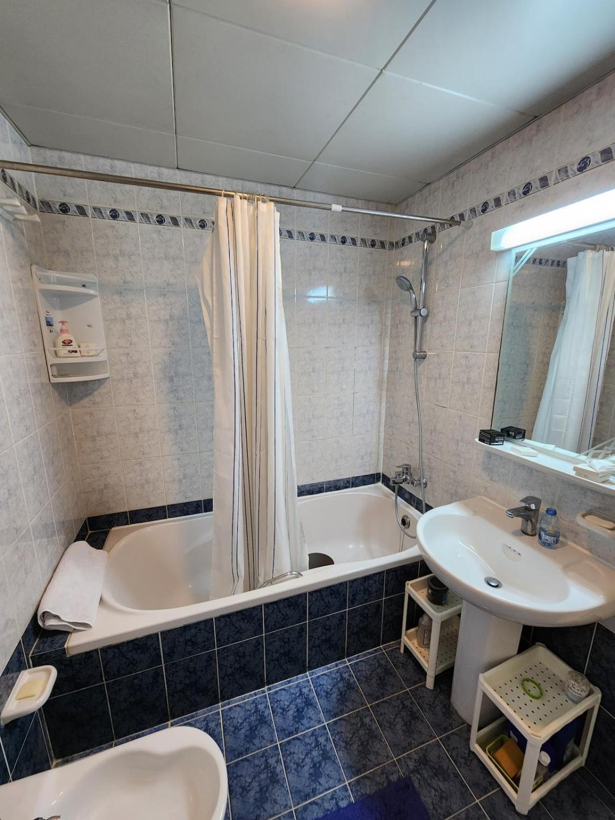 A Stylish Experience At Heart Apartment *